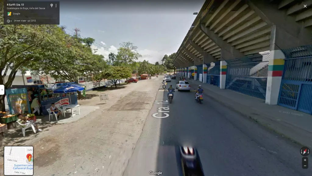 Vía Principal Ingreso a Buga